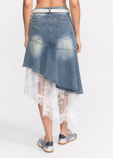 Fusta denim cu detalii delicate de dantela