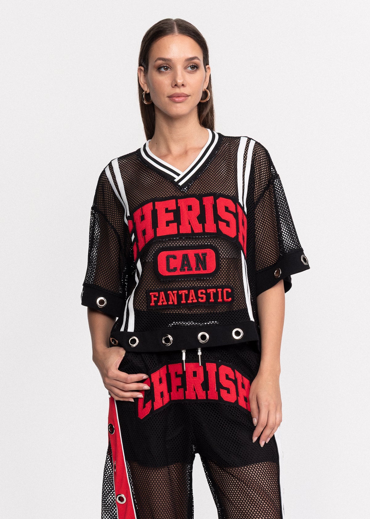 Tricou Cherish din plasa cu decolteu in V si inele metalice