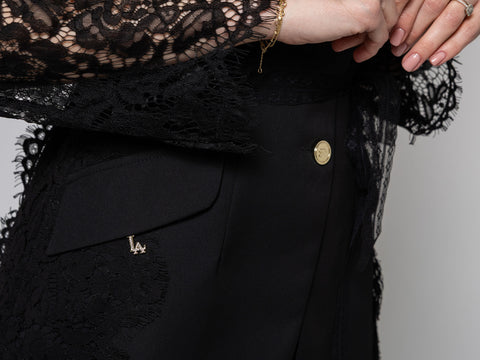 Elegant Embroidered Lace Suit Set