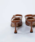 Pantofi maro din lac cu fundă decorativă și toc gros de 8 cm – eleganță retro AnnaLaFaet