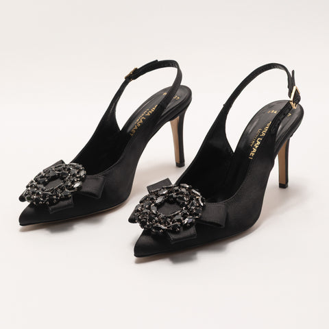 Pantofi stiletto cu toc inalt si brosa decorativa