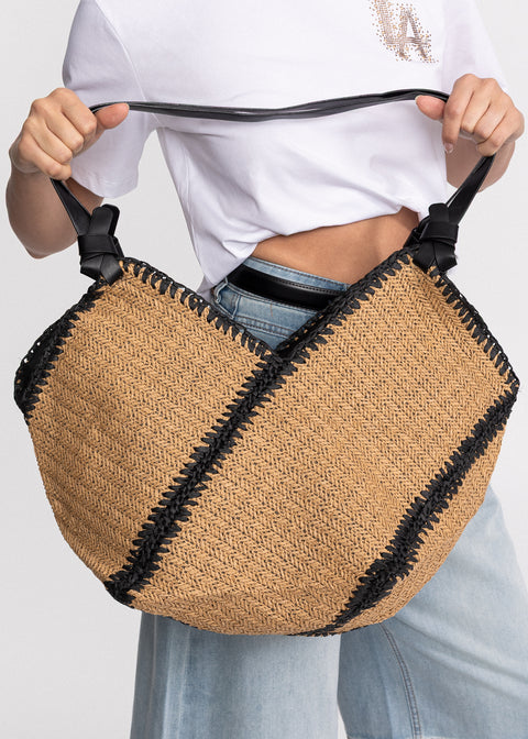 Poseta de rafie cu design geometric