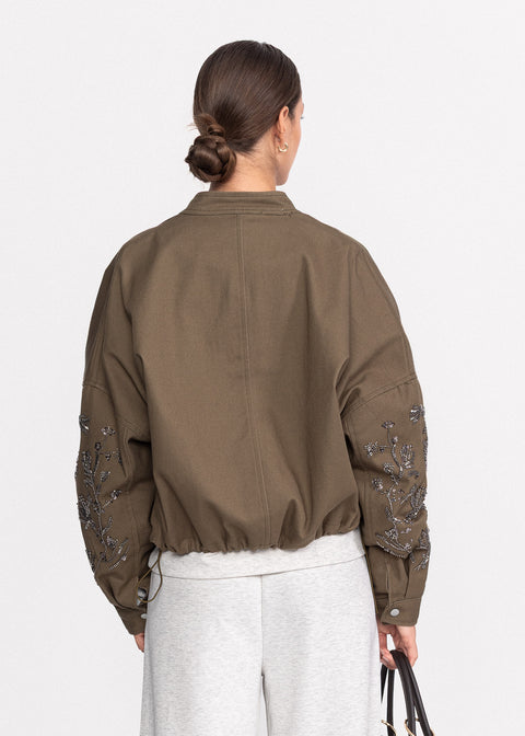 Geaca eleganta cu broderie din margele