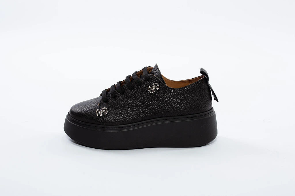 Sneakers Negri din Piele cu Platformă și Accesorii Metalice