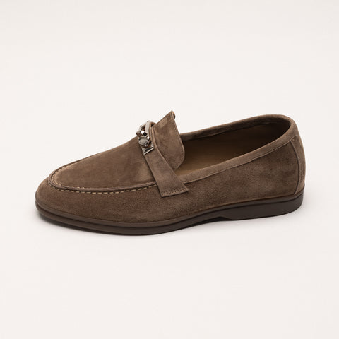 Mocasini cu cusaturi decorative