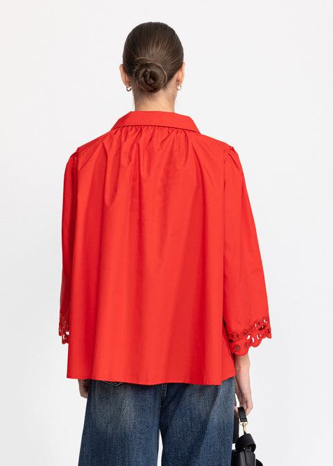 Camasa eleganta cu broderie si snururi delicate 2710
