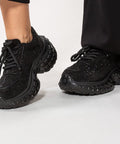 Adidași cu cristale negre