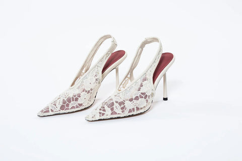 Pantofi eleganți din piele naturală și dantelă – rafinament la fiecare pas