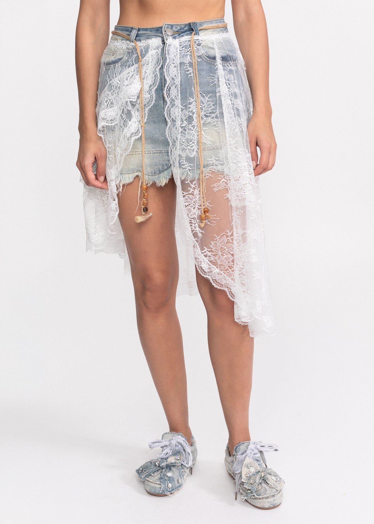 Fusta casual denim cu aplicatie din dantela