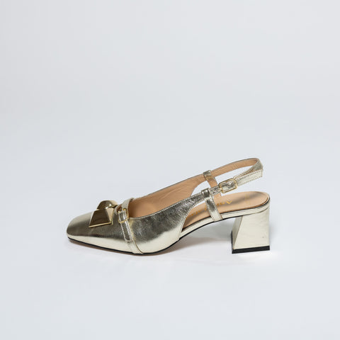 Stable-Heel Shoes with Metallic Detail