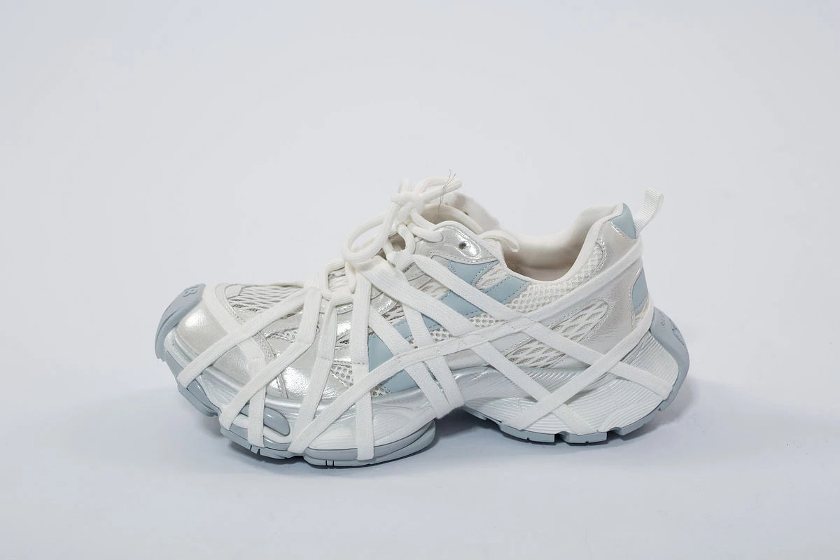 Adidași fashion cu design încrucișat și accente argintii – stil urban futurist – AnnaLaFaet