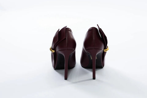 Pantofi eleganți din piele naturală, cu toc subțire și detaliu decorativ
