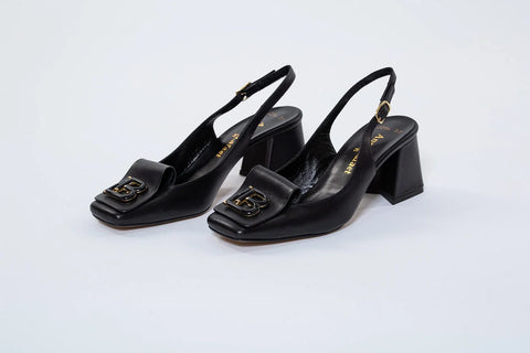 Pantofi din piele naturală – eleganță discretă și versatilitate atemporală