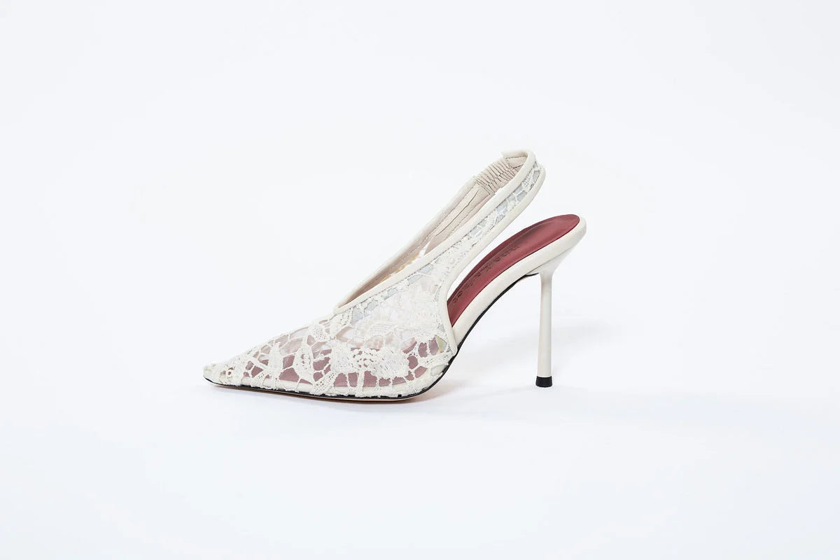 Pantofi eleganți din piele naturală și dantelă – rafinament la fiecare pas
