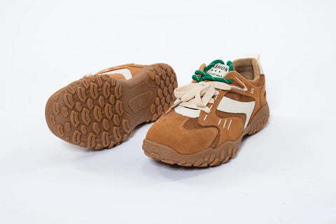 Adidași din Piele Naturală Întoarsă Camel/Ivoar - Eleganță și Confort
