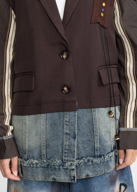 Sacou cu detalii contrastante pe maneci si insertie din denim