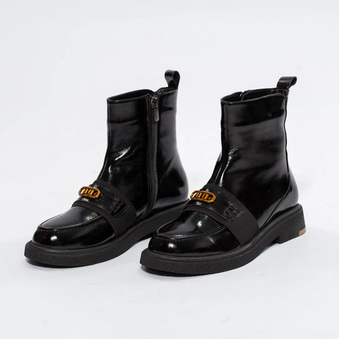 Botine Negre din Piele Lăcuită cu Talpă Groasă