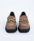 Loafers damă, din piele intoarsa, cu accesoriu auriu
