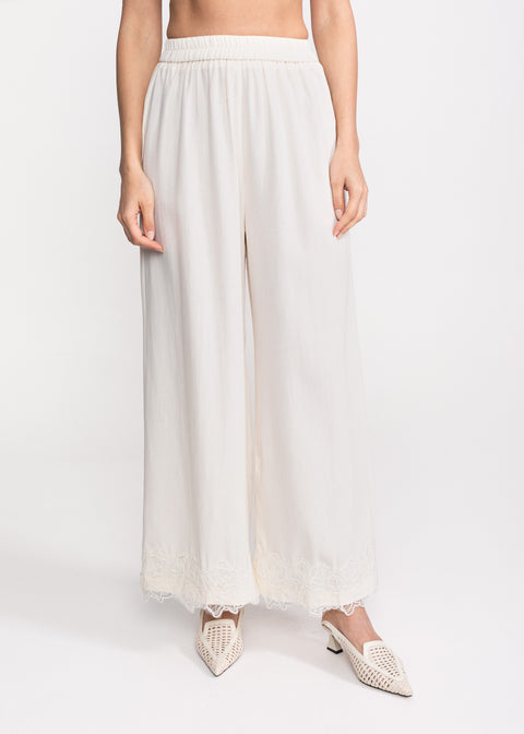 Linen Set with Embroidered Details