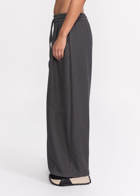 Pantaloni casual din bumbac moale si croi lejer