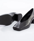 Pantofi eleganți din piele naturală cu toc striat