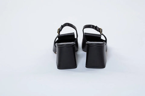 Pantofi din piele naturală – eleganță discretă și versatilitate atemporală