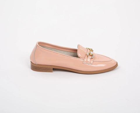Pantofi din piele lăcuită cu accesoriu de cristal