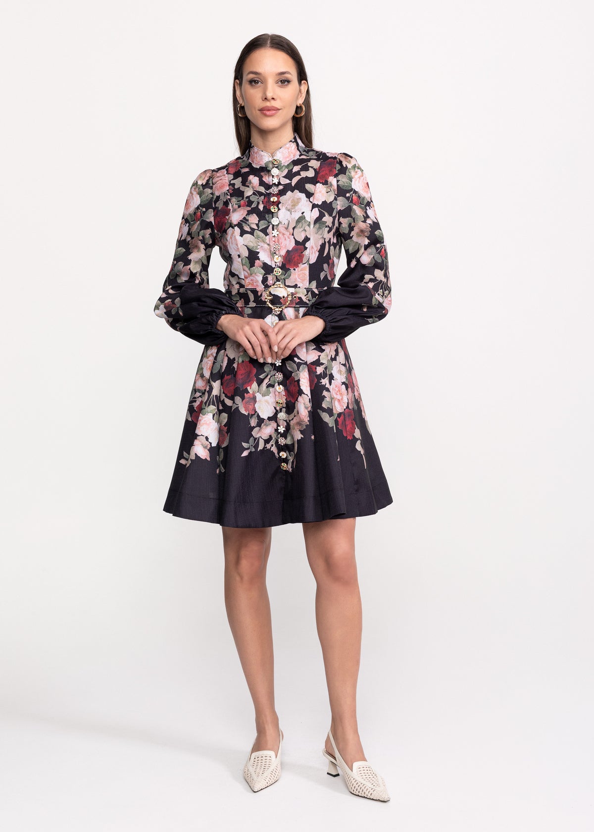 Rochie cu imprimeu floral si nasturi decorativi