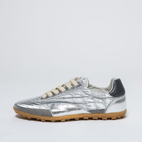 Low-Top Sneakers