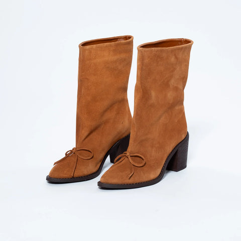 Botine din Piele Întoarsă Camel cu Toc