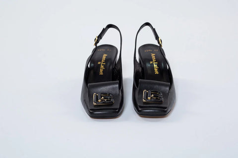 Pantofi din piele naturală – eleganță discretă și versatilitate atemporală