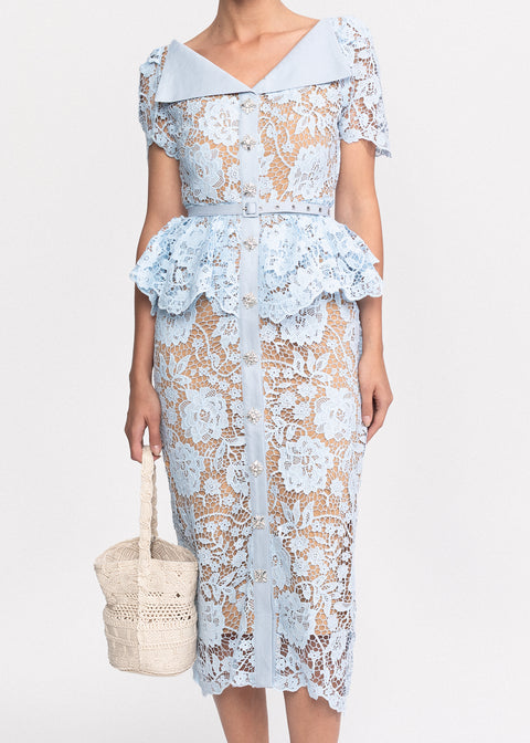 Rochie Midi din dantela cu volane stil peplum