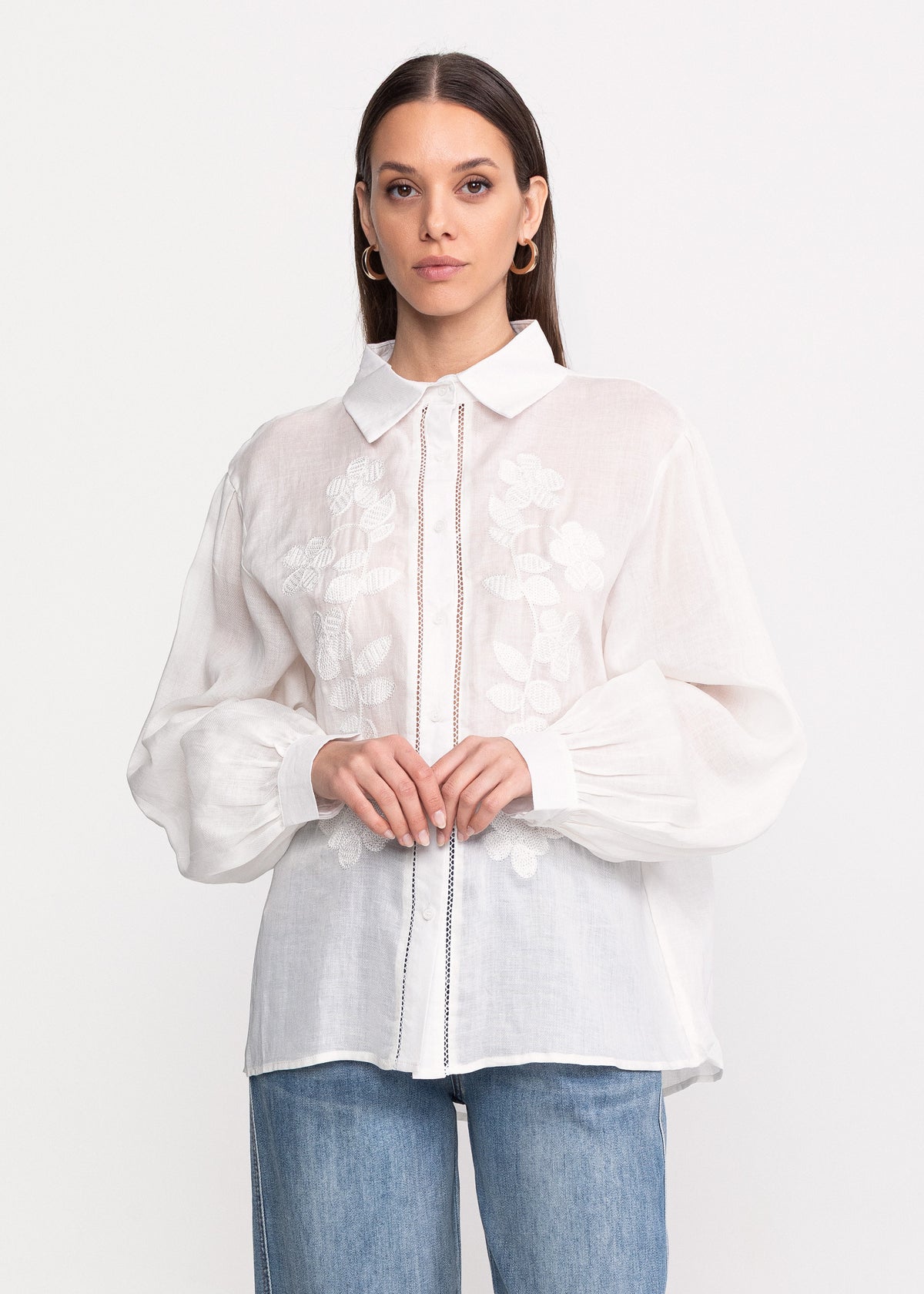 Elegant Linen Shirt with Embroidered Floral Details