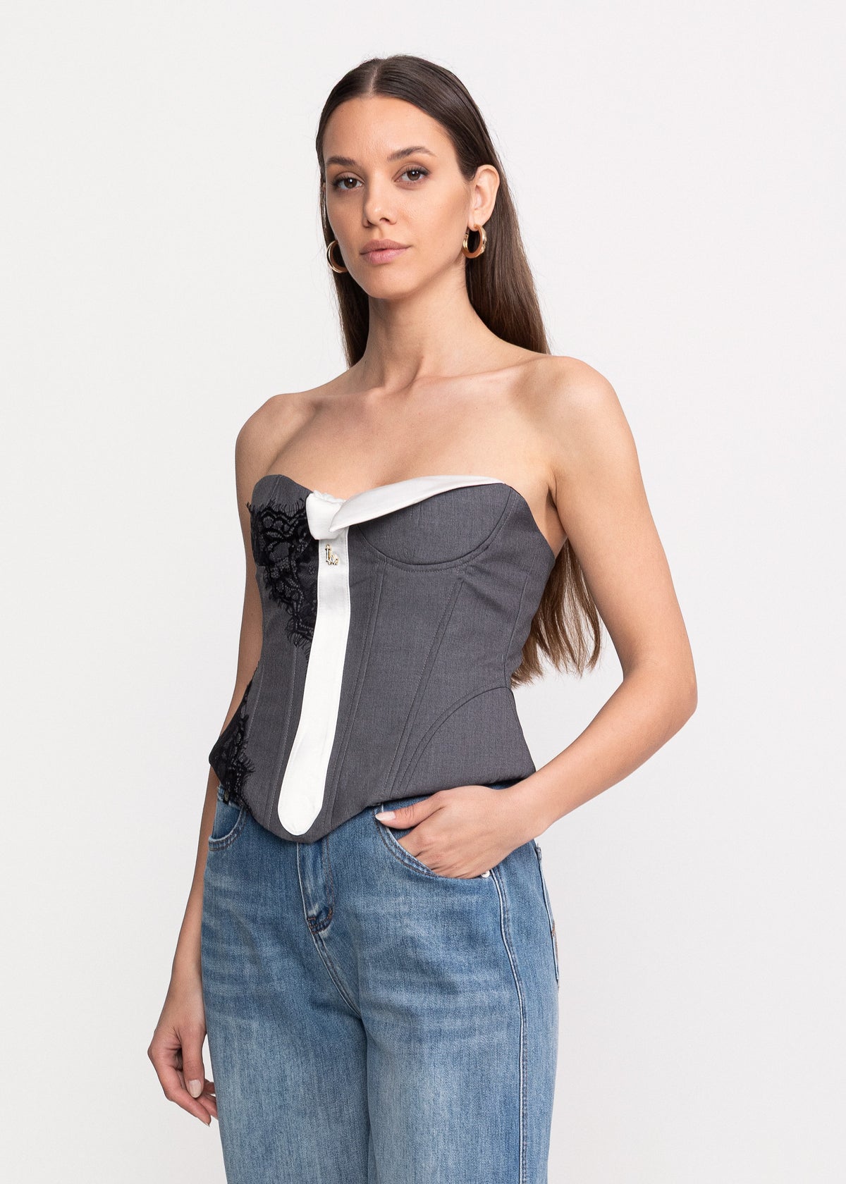 Corset cu cravata decorativa