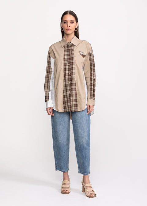 Camasa casual chic cu carouri si accente contemporane