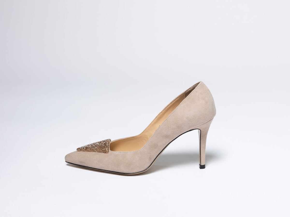 Pumps with Sparkling Embellishment