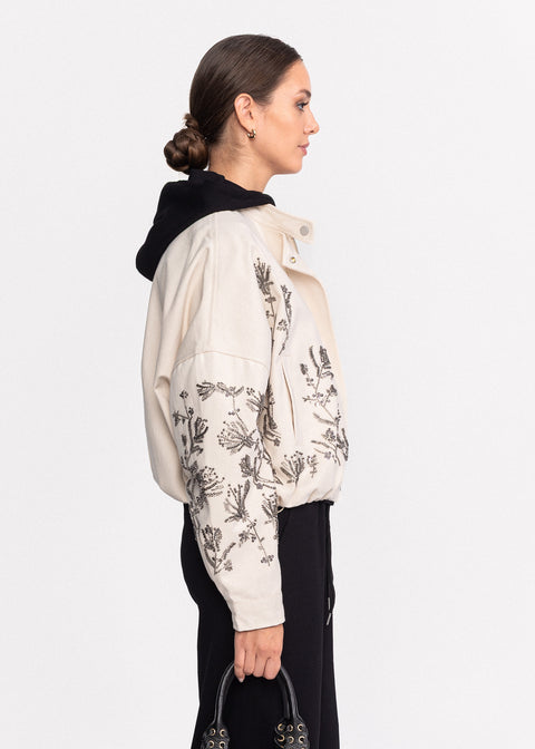 Geaca eleganta cu broderie din margele