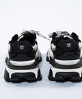 Adidași sport futurist alb-negru cu talpă masivă și detalii glitter – Urban Luxe – AnnaLaFaet