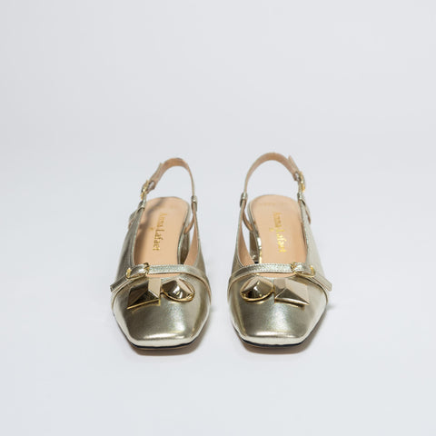 Stable-Heel Shoes with Metallic Detail