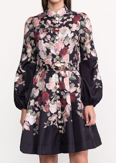 Rochie cu imprimeu floral si nasturi decorativi
