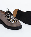 Pantofi din piele naturala intoarsa capucino,in combinatie cu animal print