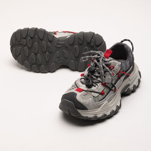 Adidasi moderni cu design robust 2529