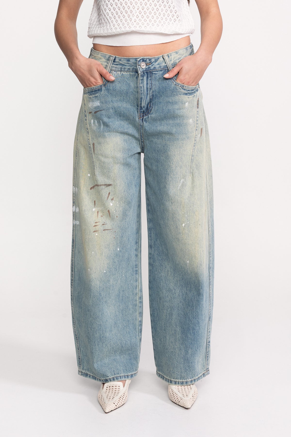 Wide-Leg Jeans with Washed Effect and Paint Details