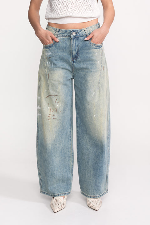 Wide-Leg Jeans with Washed Effect and Paint Details