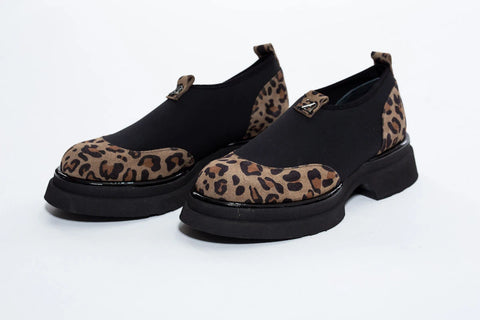 Pantofi Loafers din piele intoarsa leopardata