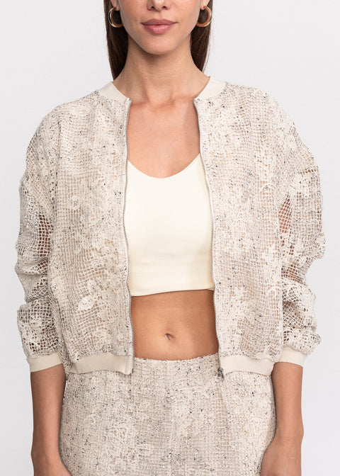 Costum cu model floral brodat format din jacheta si pantaloni cu talie inalta