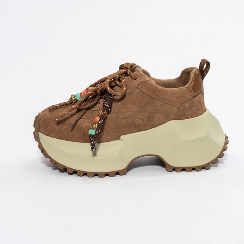 Adidași damă din piele întoarsă cu platformă geometrică și detalii boho
