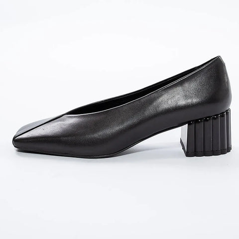 Pantofi eleganți din piele naturală cu toc striat
