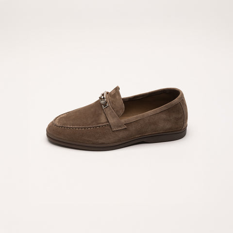 Mocasini cu cusaturi decorative