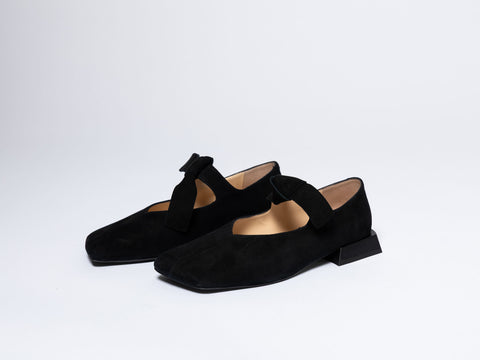 Cutout Shoes with Straps